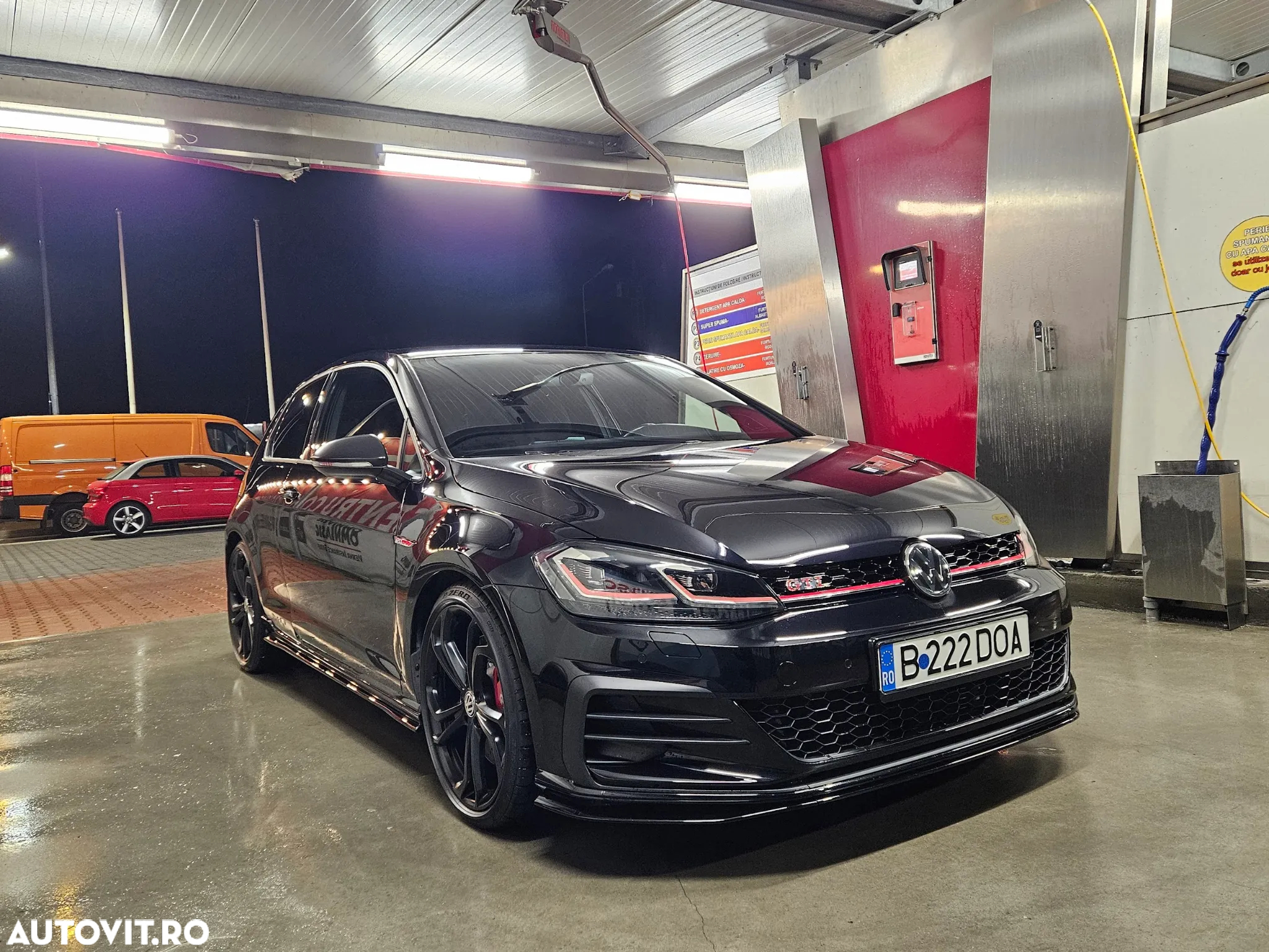Volkswagen Golf GTI TCR 2.0 TSI OPF DSG - 3