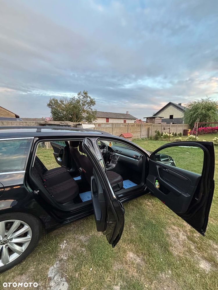 Volkswagen Passat Variant - 5