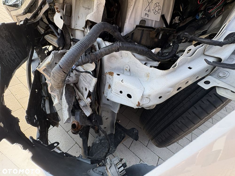 Toyota Corolla 1.8 Hybrid Comfort - 19