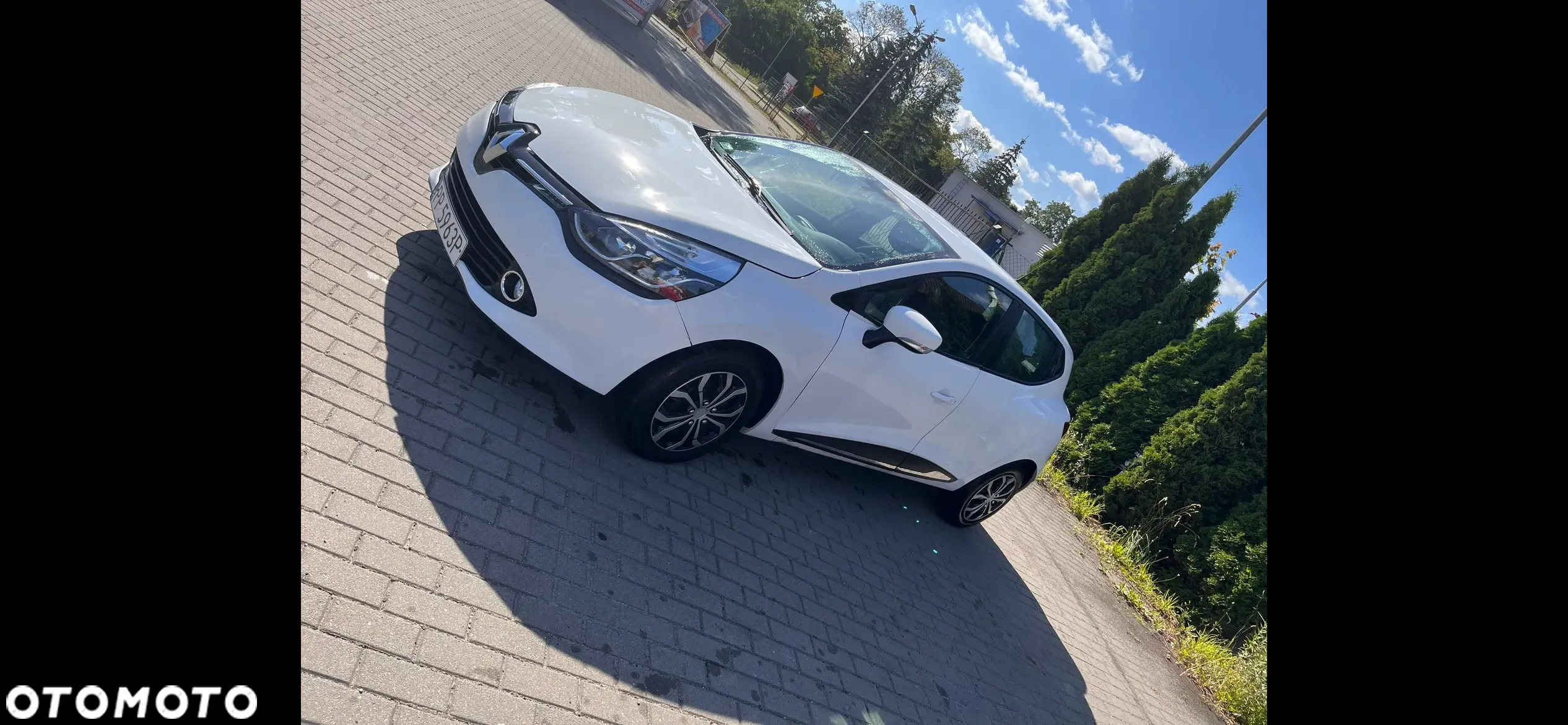 Renault Clio - 2