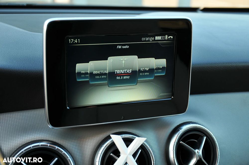 Mercedes-Benz CLA - 16