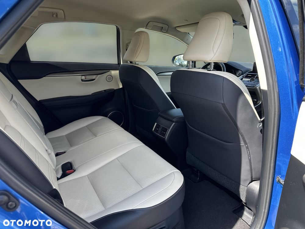 Lexus NX 300 Comfort AWD - 10