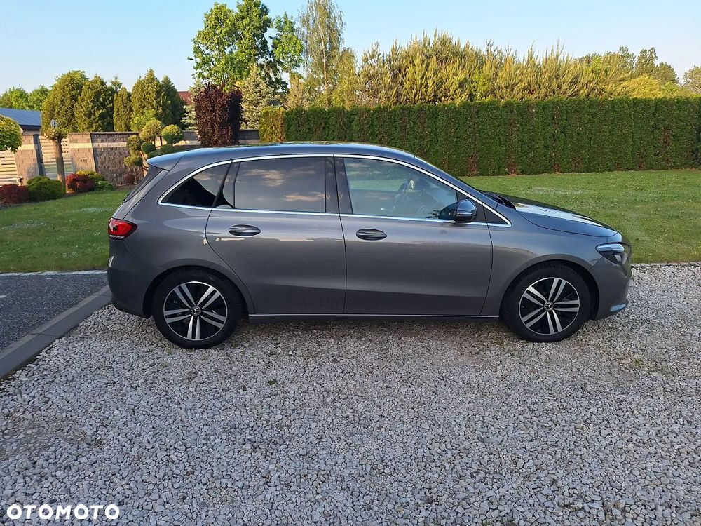 Mercedes-Benz Klasa B 180 d 7G-DCT Editon 19 - 17