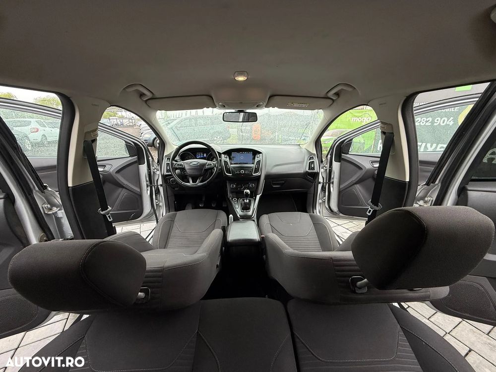 Ford Focus - 6