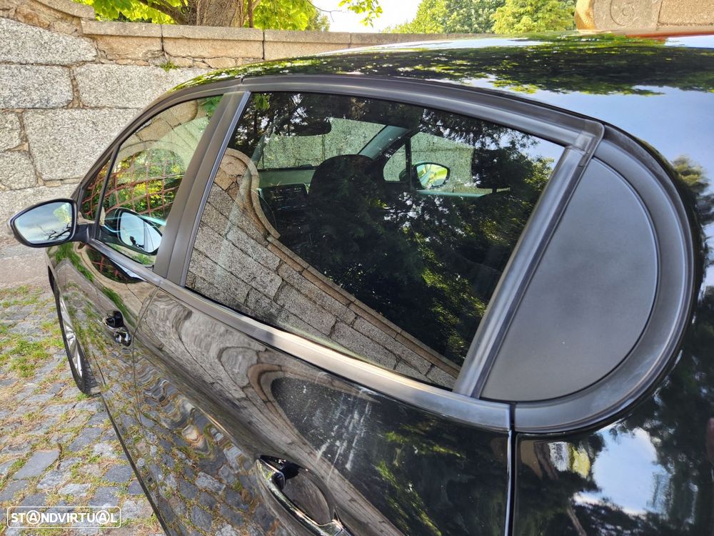 Peugeot 208 1.5 BlueHDi Signature - 9