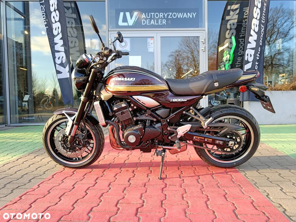 Kawasaki Z 900 RS - 6