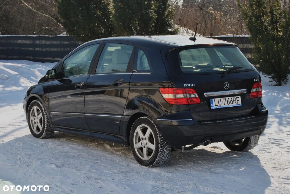 Mercedes-Benz Klasa B 180 CDI EU5 - 4