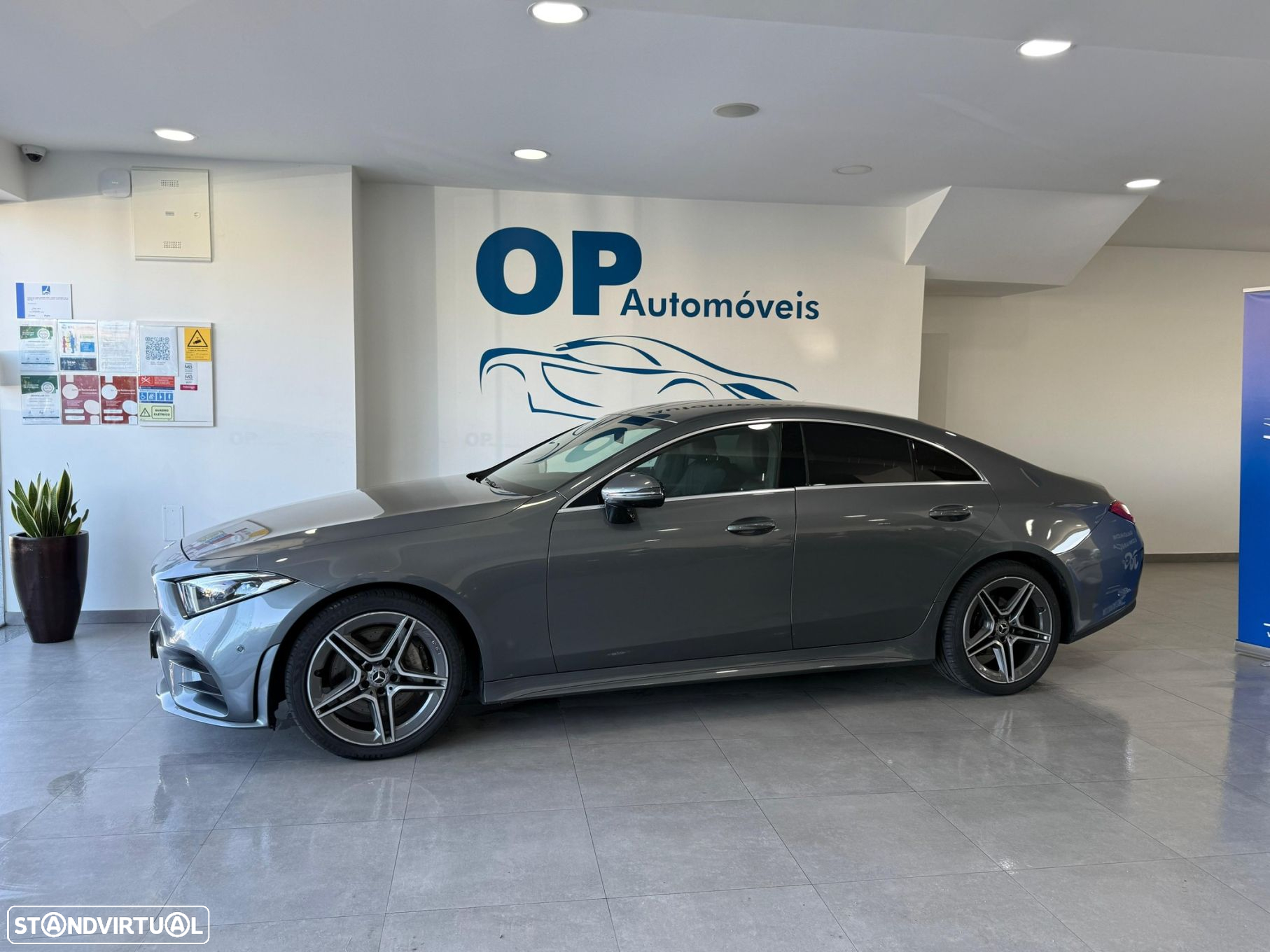 Mercedes-Benz CLS 300 d AMG Line - 2