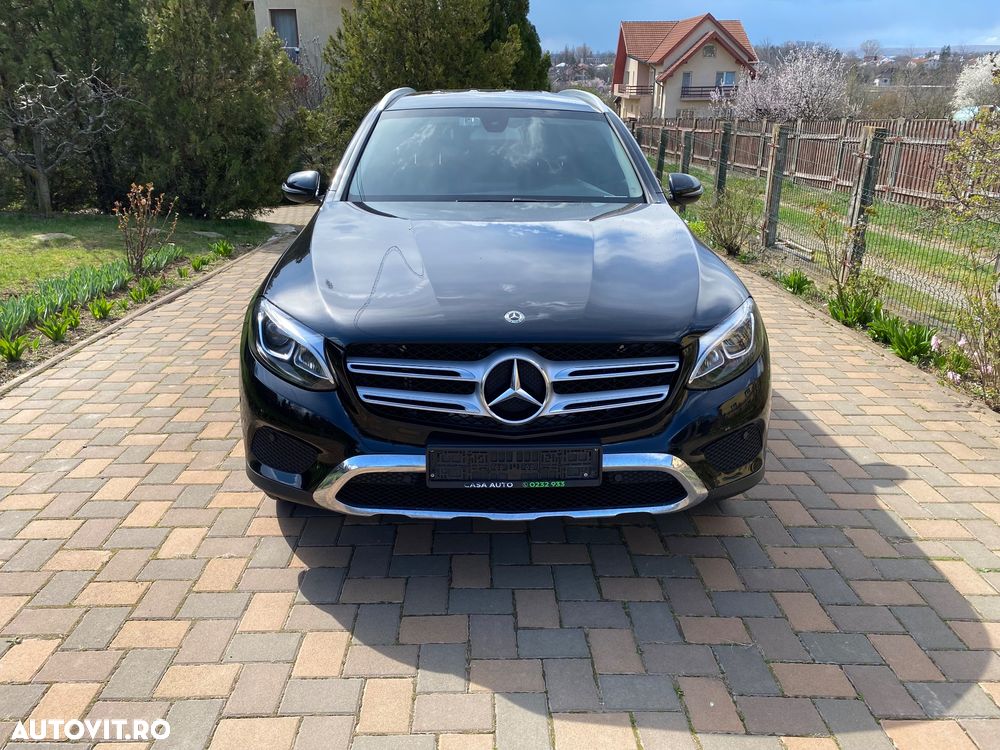 Mercedes-Benz GLC - 1