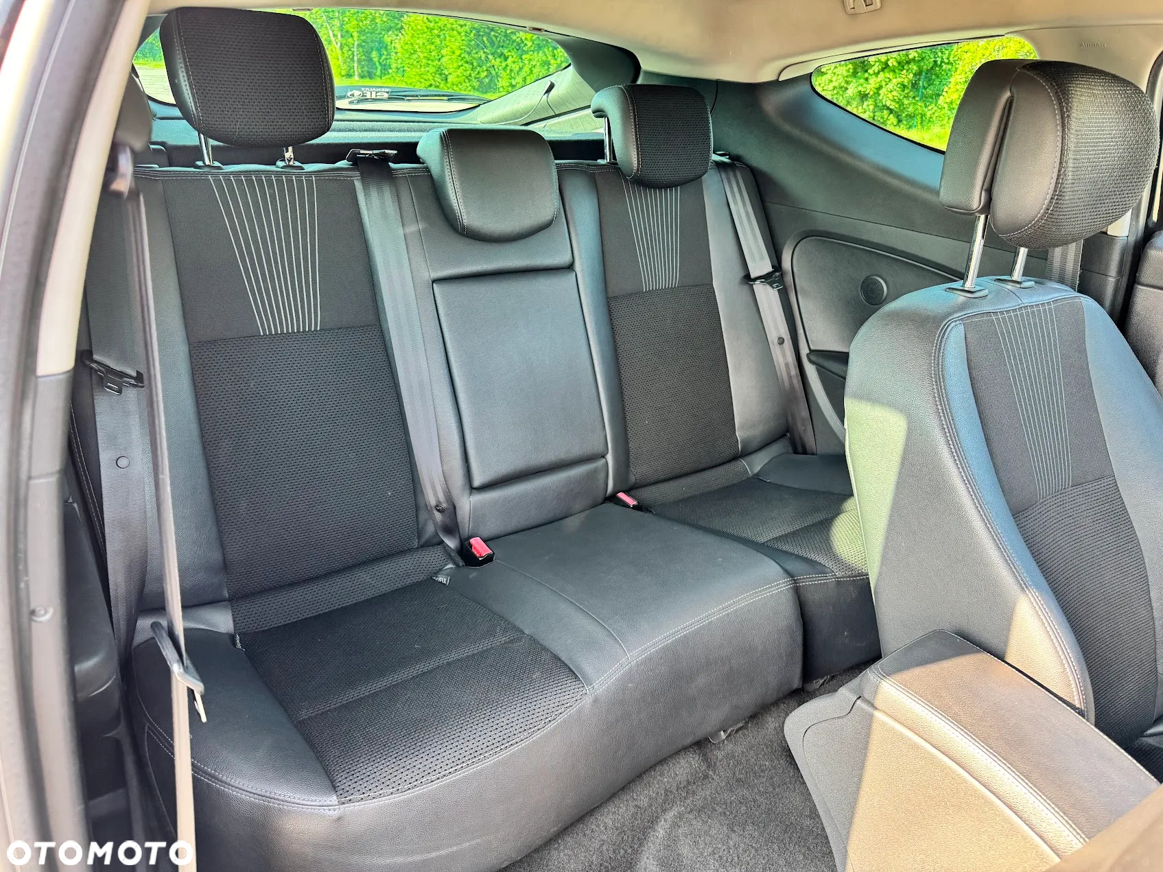 Renault Megane 1.9 dCi Dynamique Euro5 - 11