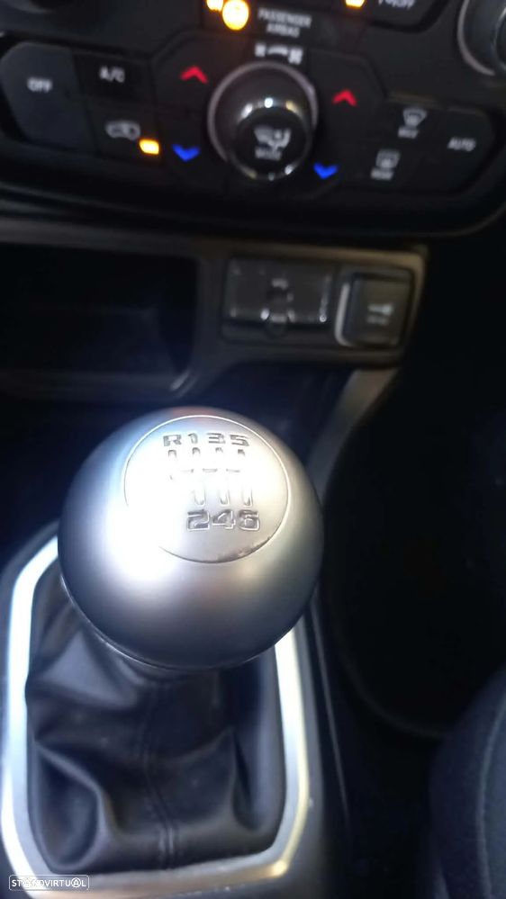 Jeep Renegade 1.6 MJD Longitude - 20