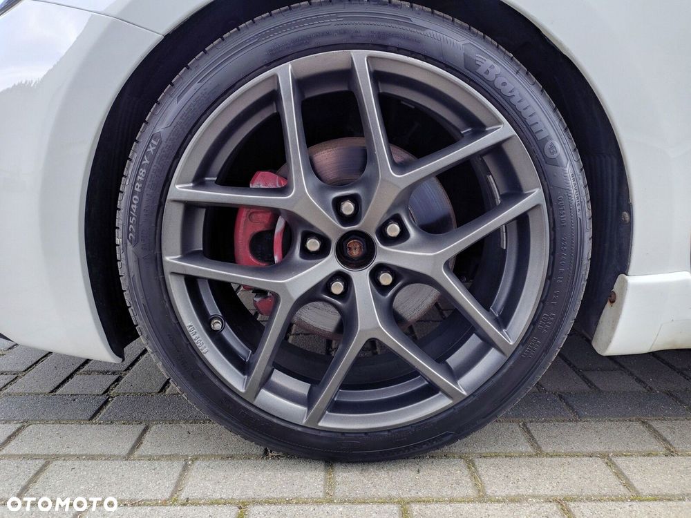 Kia ProCeed - 11