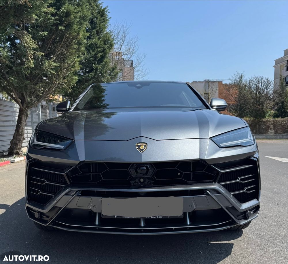 Lamborghini URUS - 26