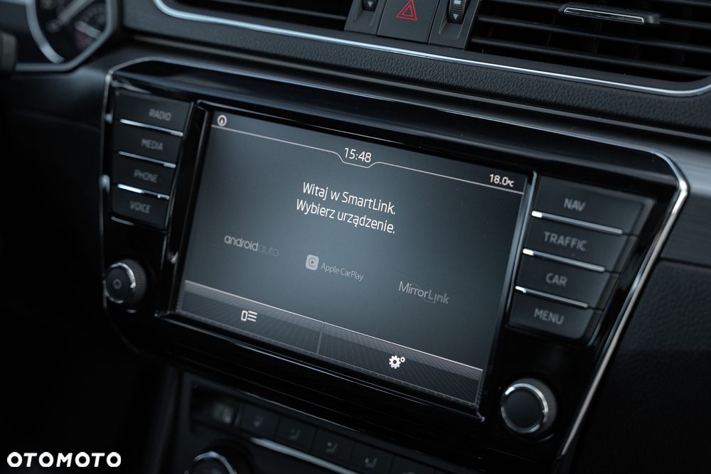 Skoda Superb 2.0 TDI Sportline - 20