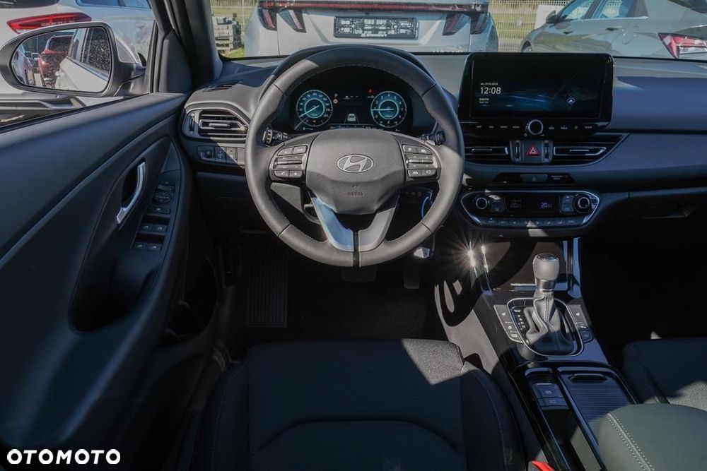 Hyundai i30 1.6 T-GDI Smart DCT - 9