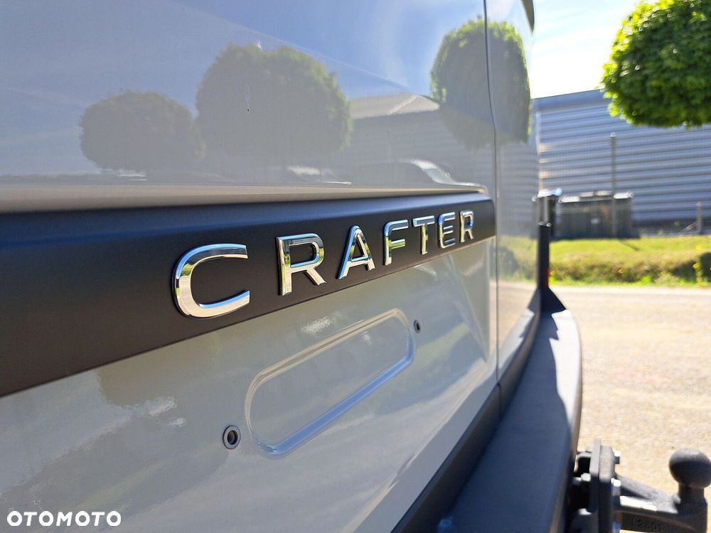 Volkswagen Crafter 35 furgon wysoki dach, 2,0 TDI 177KM, przedni, 6-bieg manualna 3640 mm, Euro 6 - 16