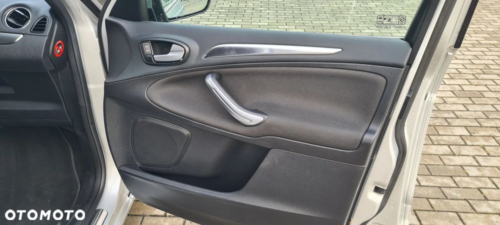 Ford Galaxy 2.0 TDCi Titanium - 14