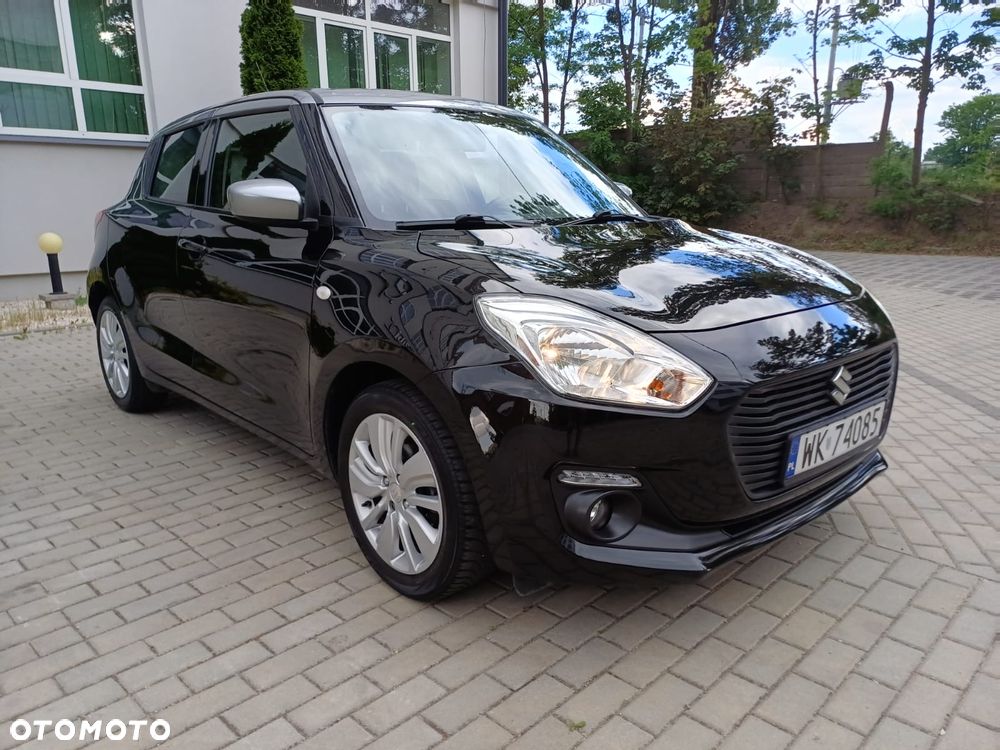 Suzuki Swift 1.2 Premium Plus - 2