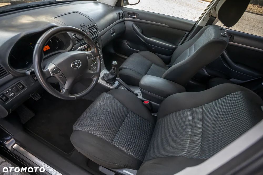 Toyota Avensis 2.2 D-4D Prestige - 17