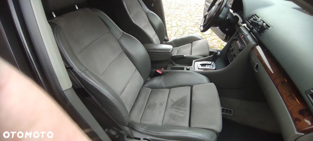 Audi A4 Avant 3.0 Multitronic - 13