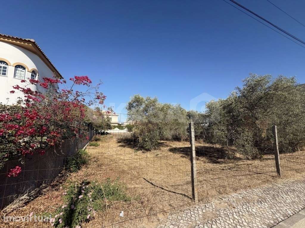 Terreno urbano com projeto aprovado, Aires - Grande imagem: 2/5