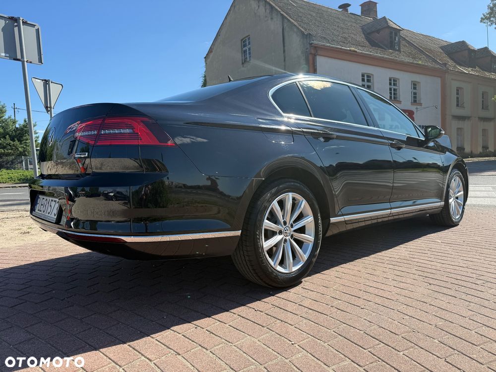 Volkswagen Passat 1.8 TSI BMT Highline - 31