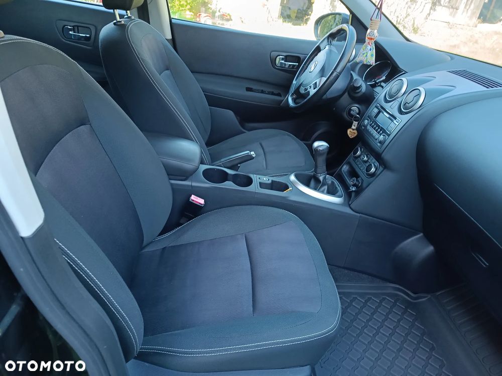 Nissan Qashqai 1.6 Visia - 8