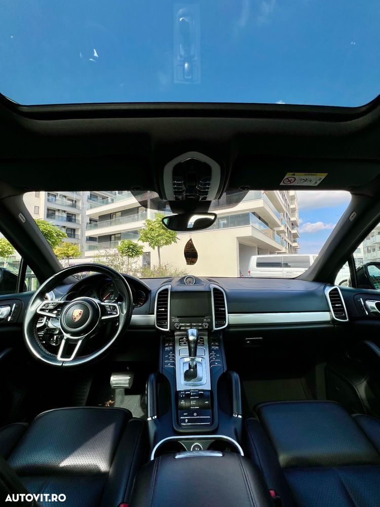 Porsche Cayenne Diesel Platinum Edition - 9