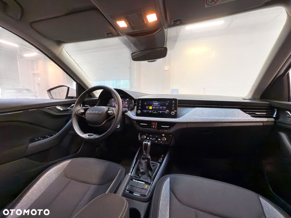 Skoda Scala 1.5 TSI Selection DSG - 30