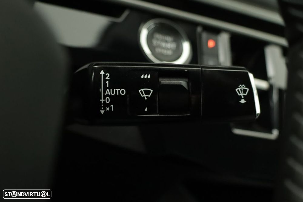 Peugeot 3008 1.2 Hybrid Allure e-DCS6 - 18