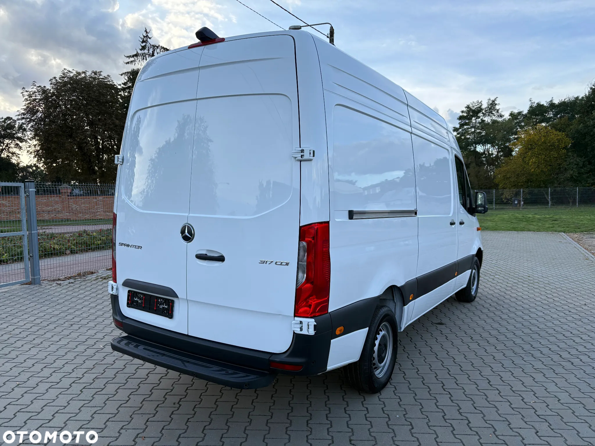 Mercedes-Benz 317 średni - 3