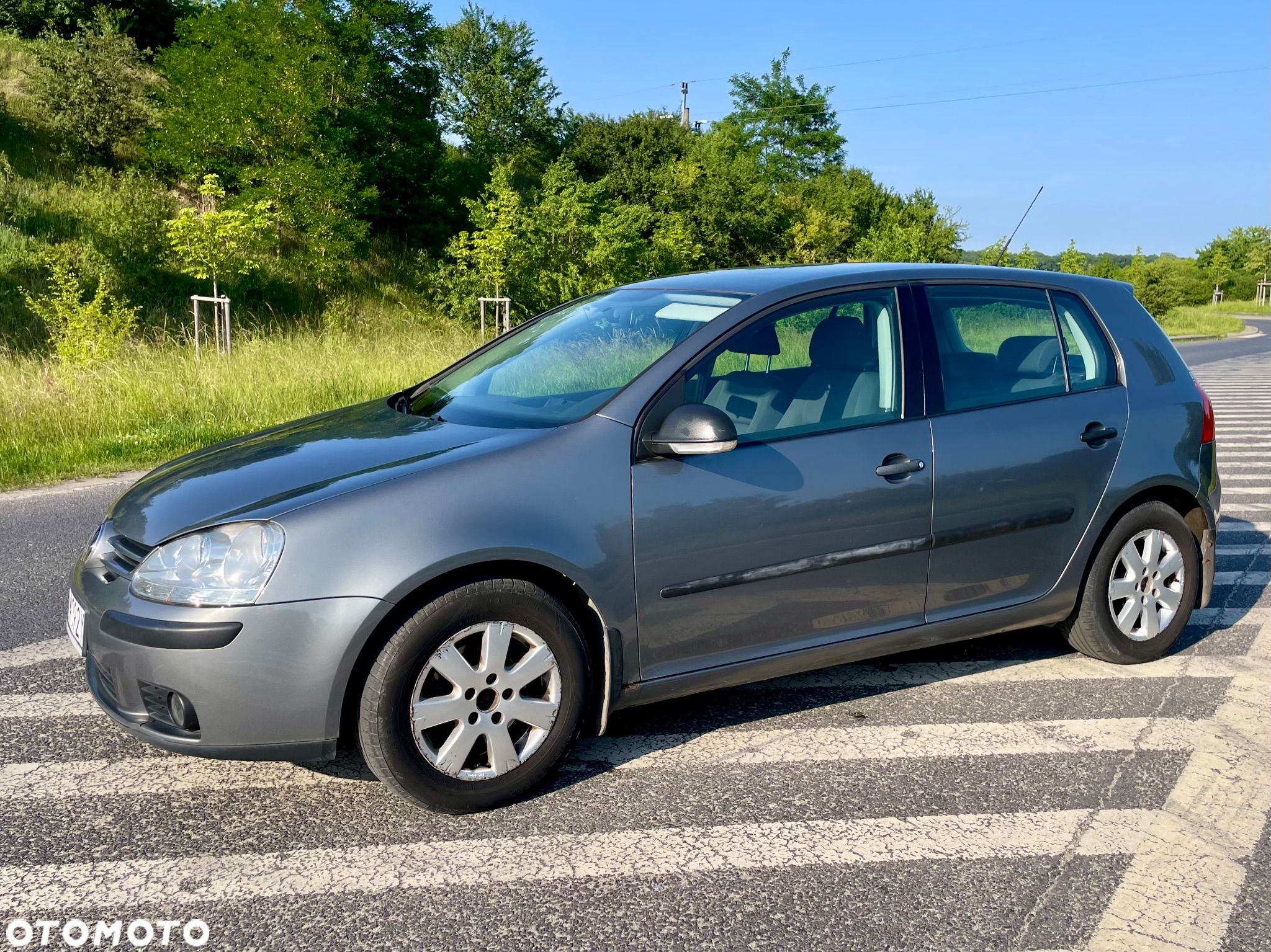 Volkswagen Golf V 1.4 Comfortline - 1