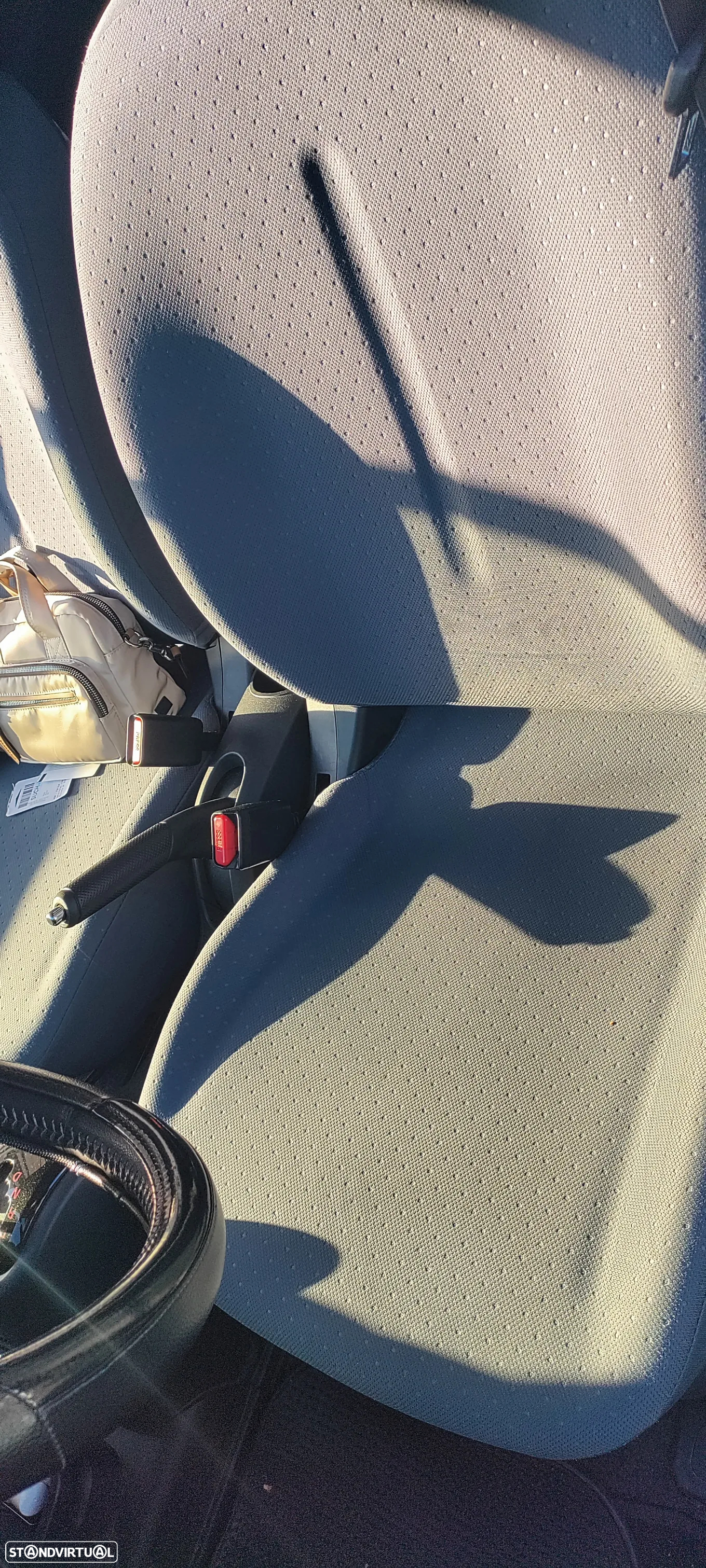 Peugeot iOn - 17
