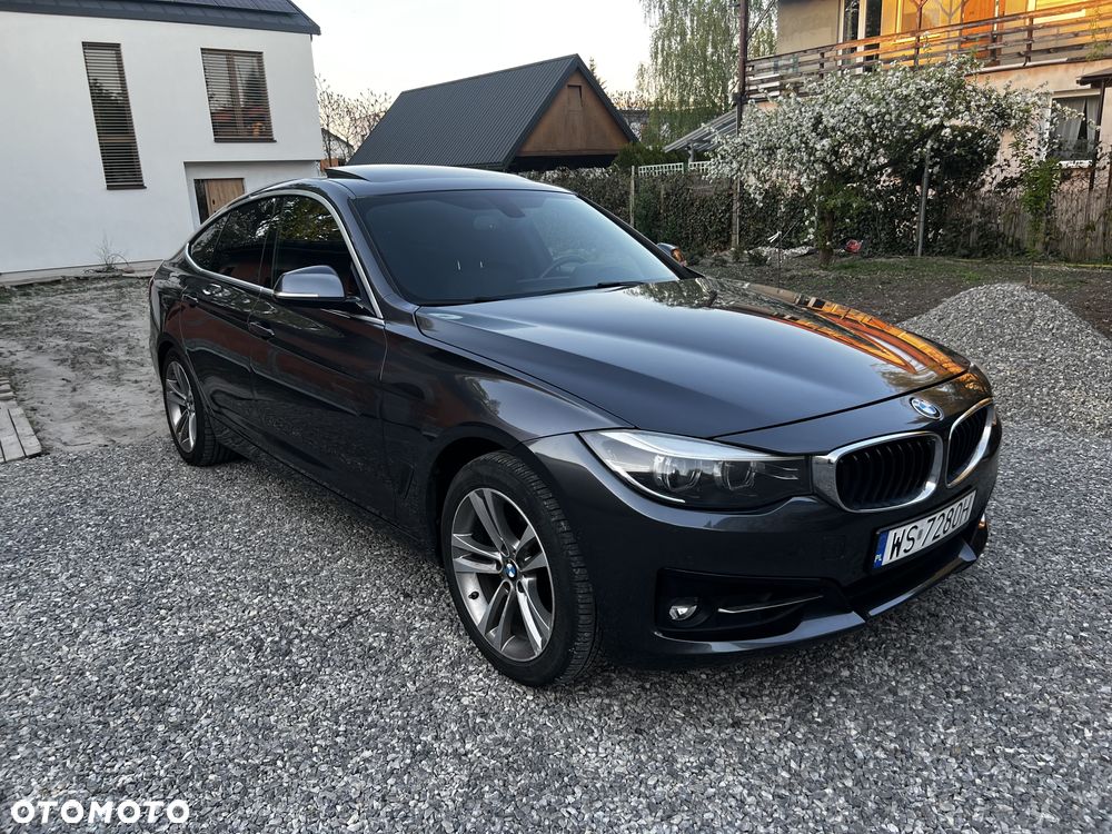BMW 3GT 330i Sport Line - 2