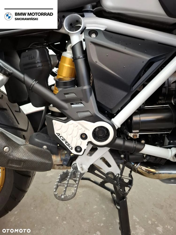 BMW R - 22
