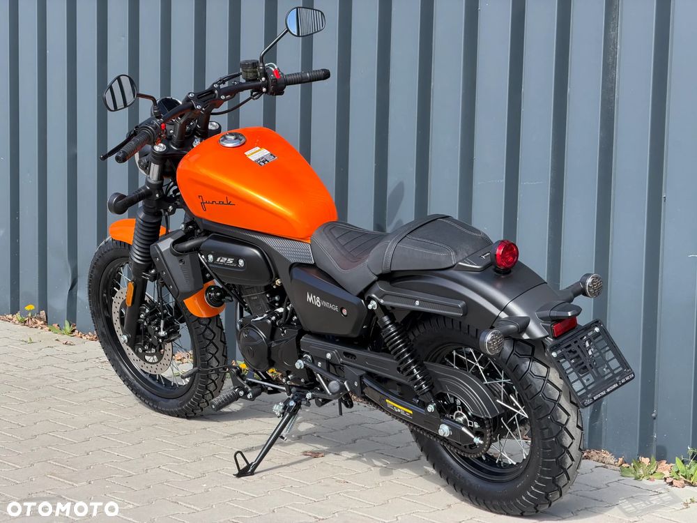 Junak M18 - 24