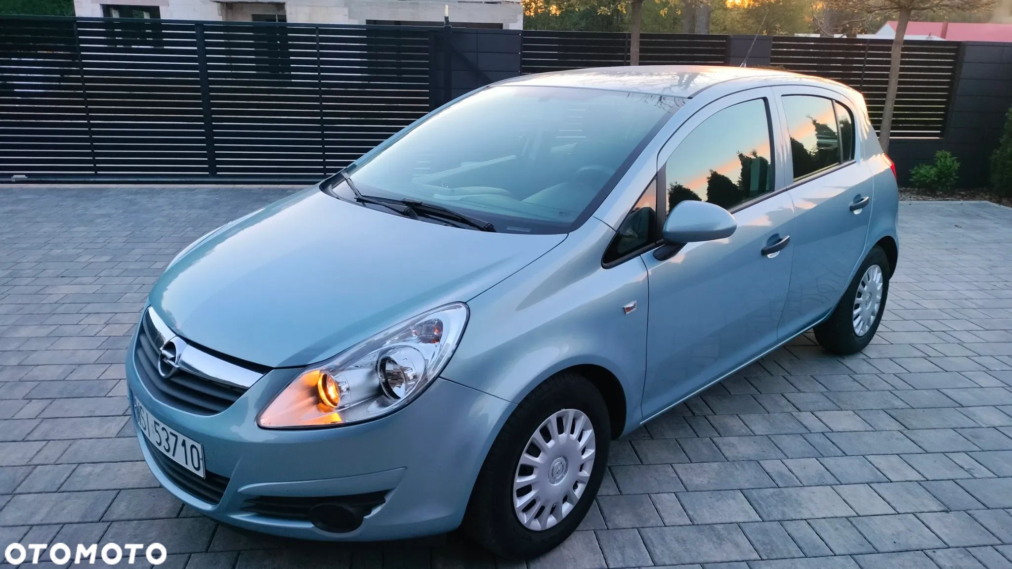 Opel Corsa 1.2 16V - 1