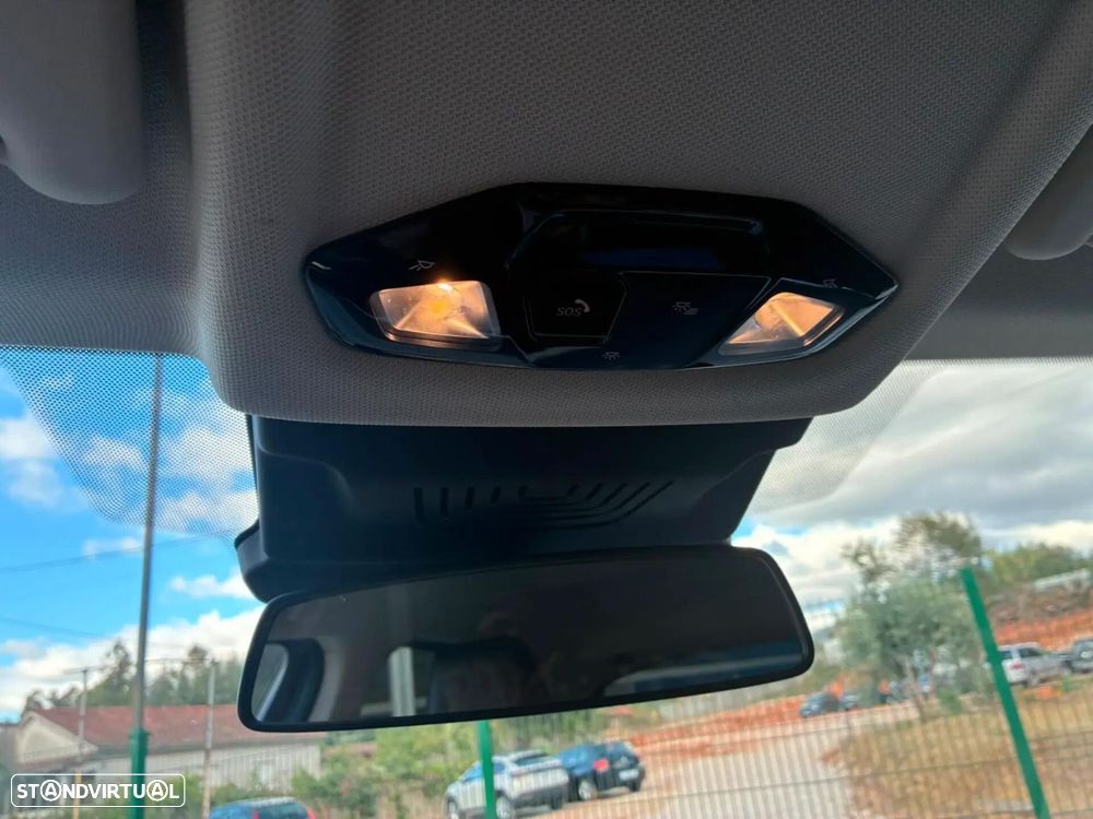 BMW 218 Active Tourer - 25
