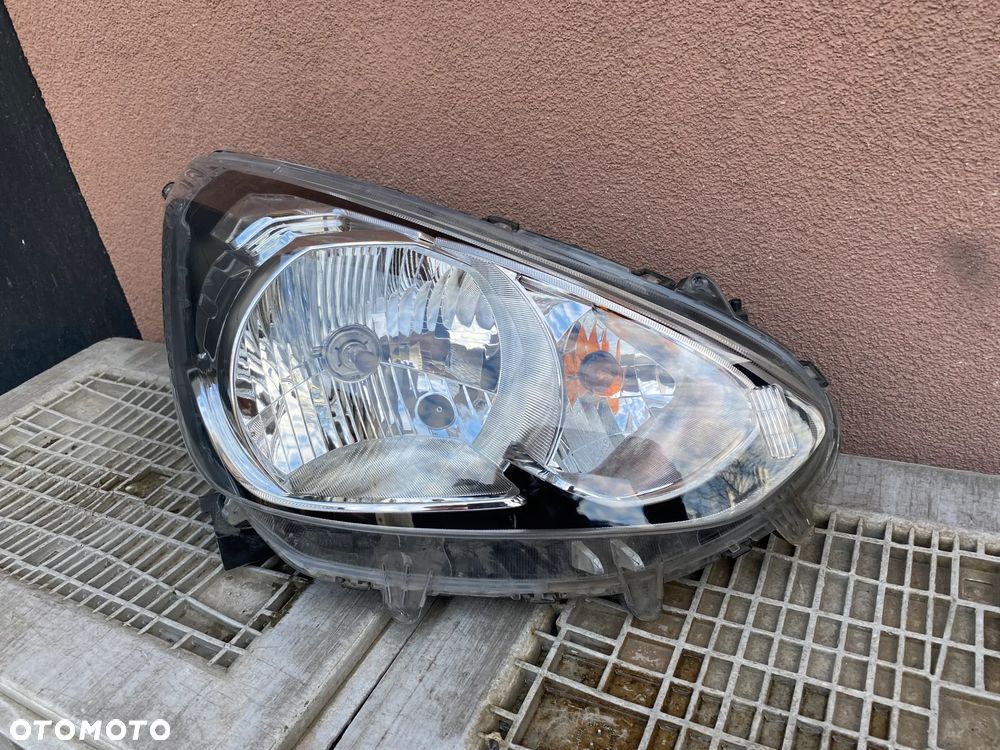 lampa space star II prawa eu cała - 2