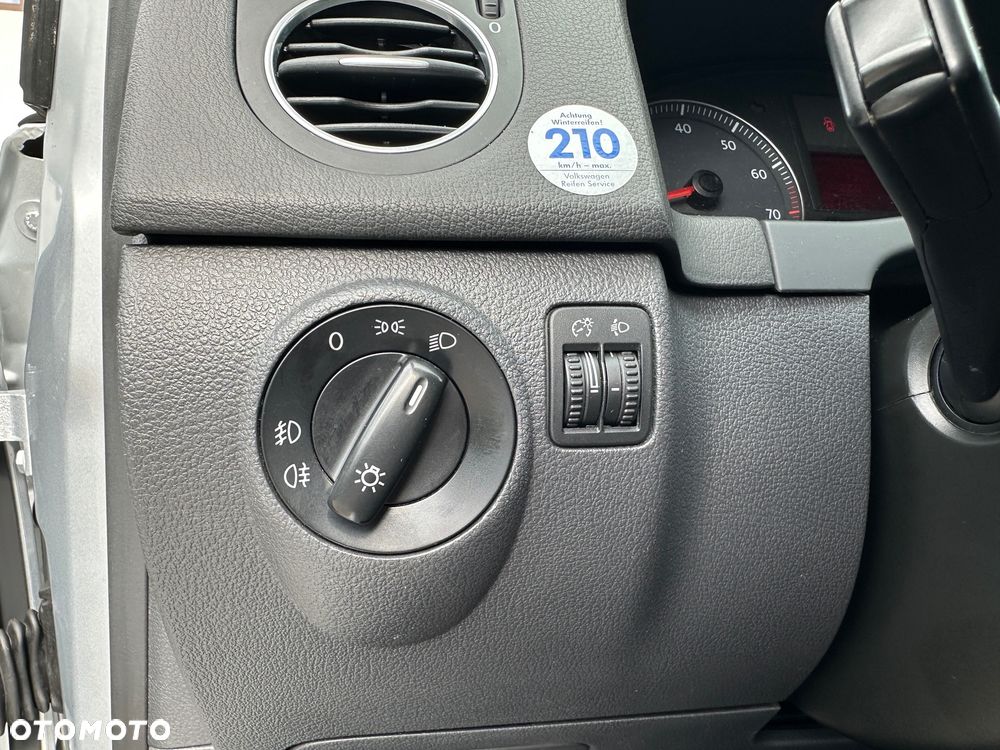Volkswagen Golf Plus 1.6 Tour - 25