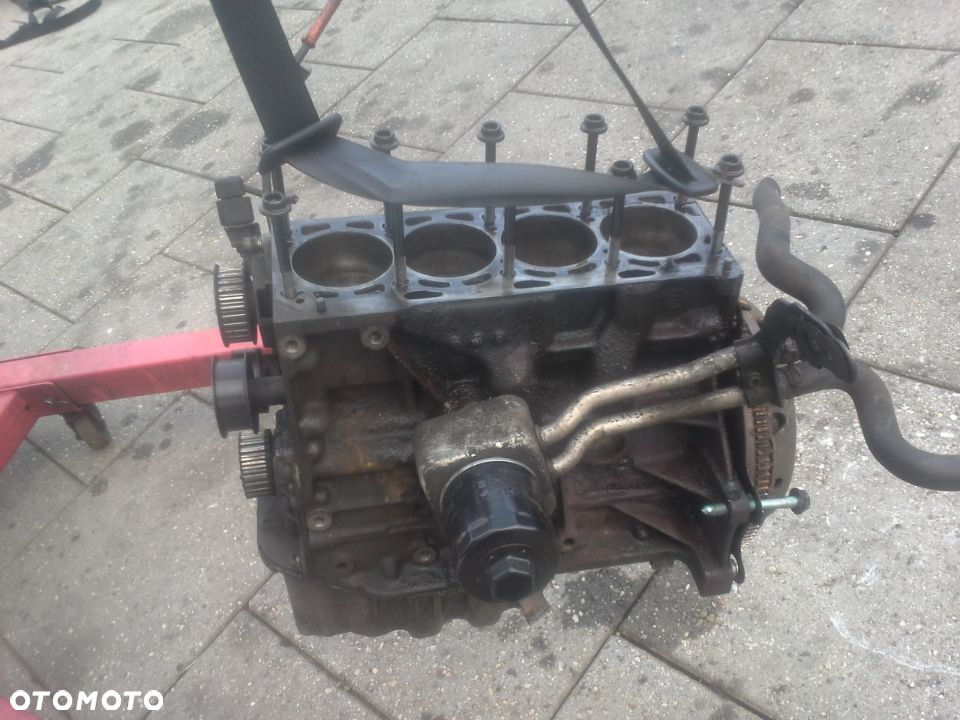 Volkswagen Golf IV 1.6 FSi 110KM silnik - 2
