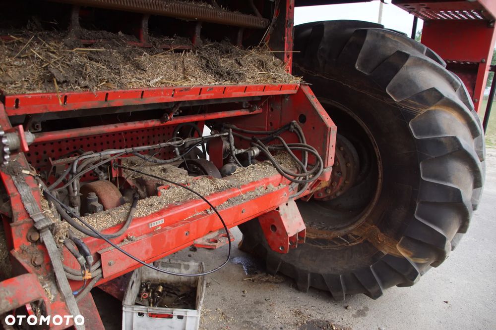 Kombajn na części - Massey Ferguson MF 36 7.6 220 KM 612 DSL 1997R Silnik Skrzynia Kabina Lampa Lusterko Schody Koło Deska Kokpit Sterownik Moduł Czujnik Kierownica Fotel - 26