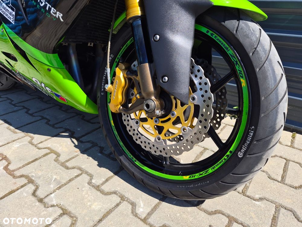 Kawasaki ZX - 19