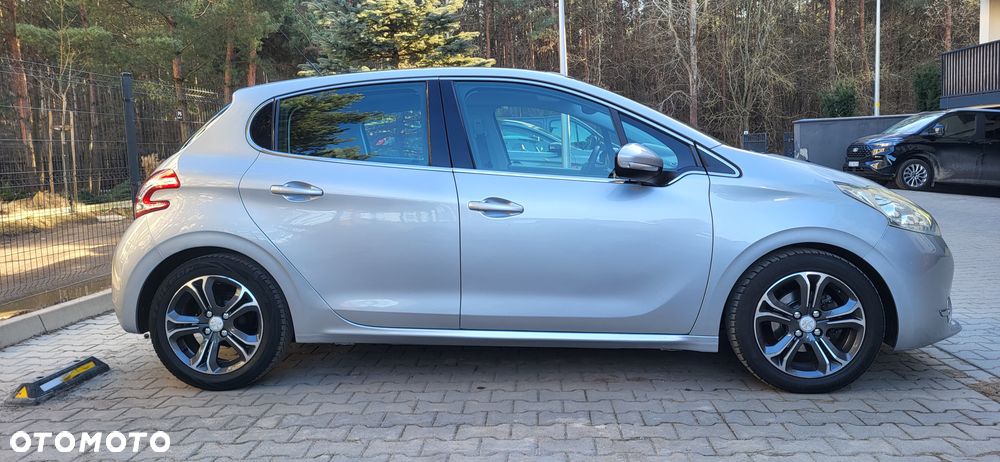 Peugeot 208 1.4 HDi Business Line - 2