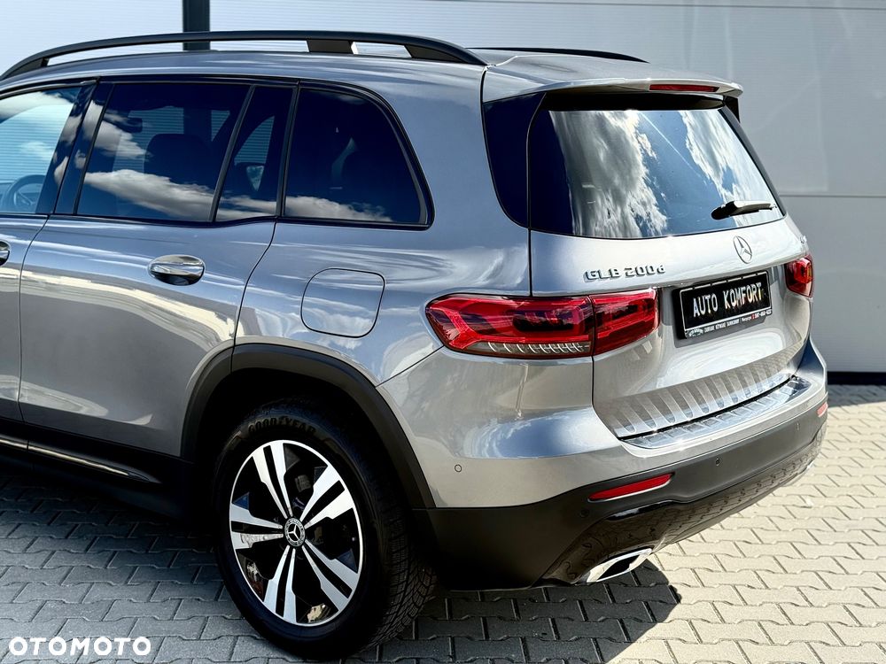 Mercedes-Benz GLB 200 d 4-Matic AMG Line 8G-DCT - 22