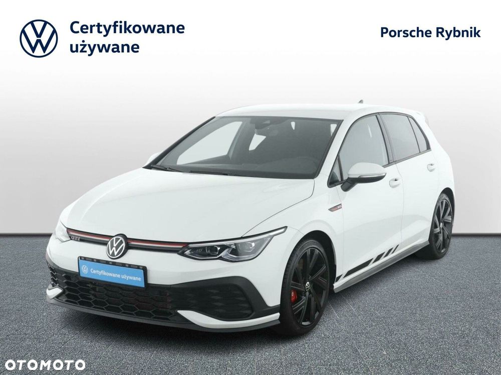 Volkswagen Golf - 1