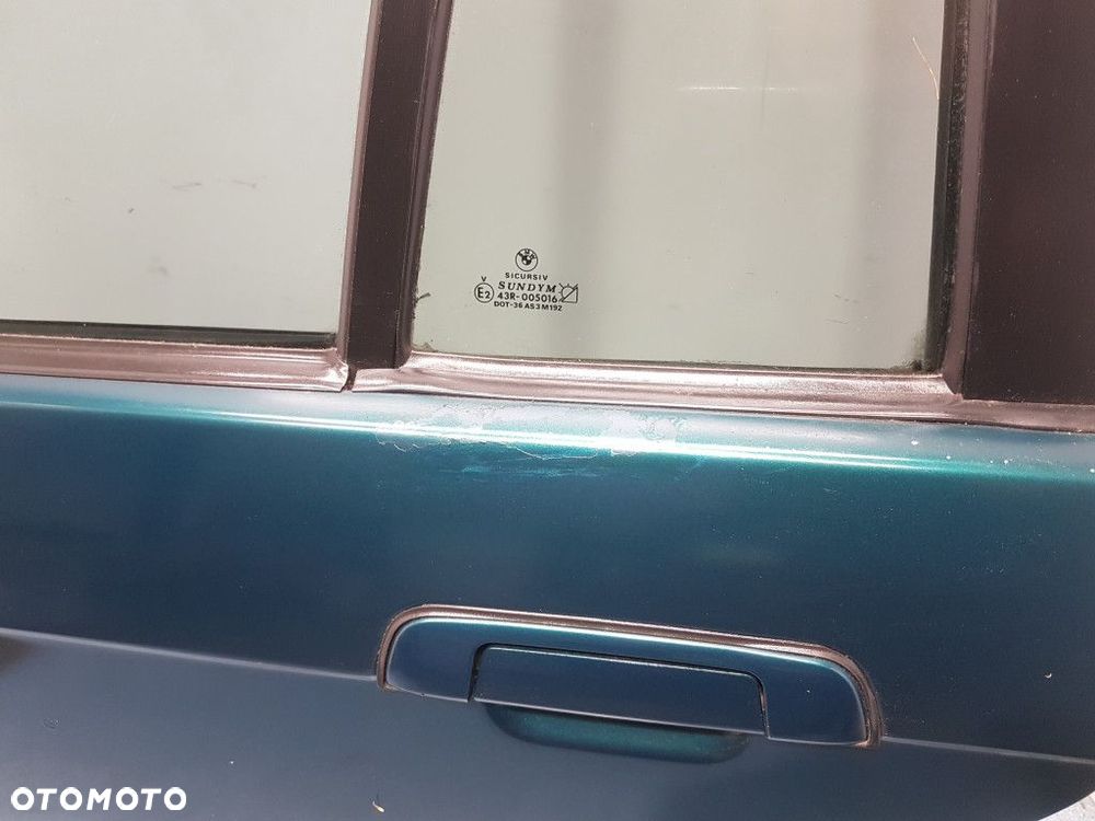 BMW E36 TOURING DRZWI TYŁ LEWE - 6