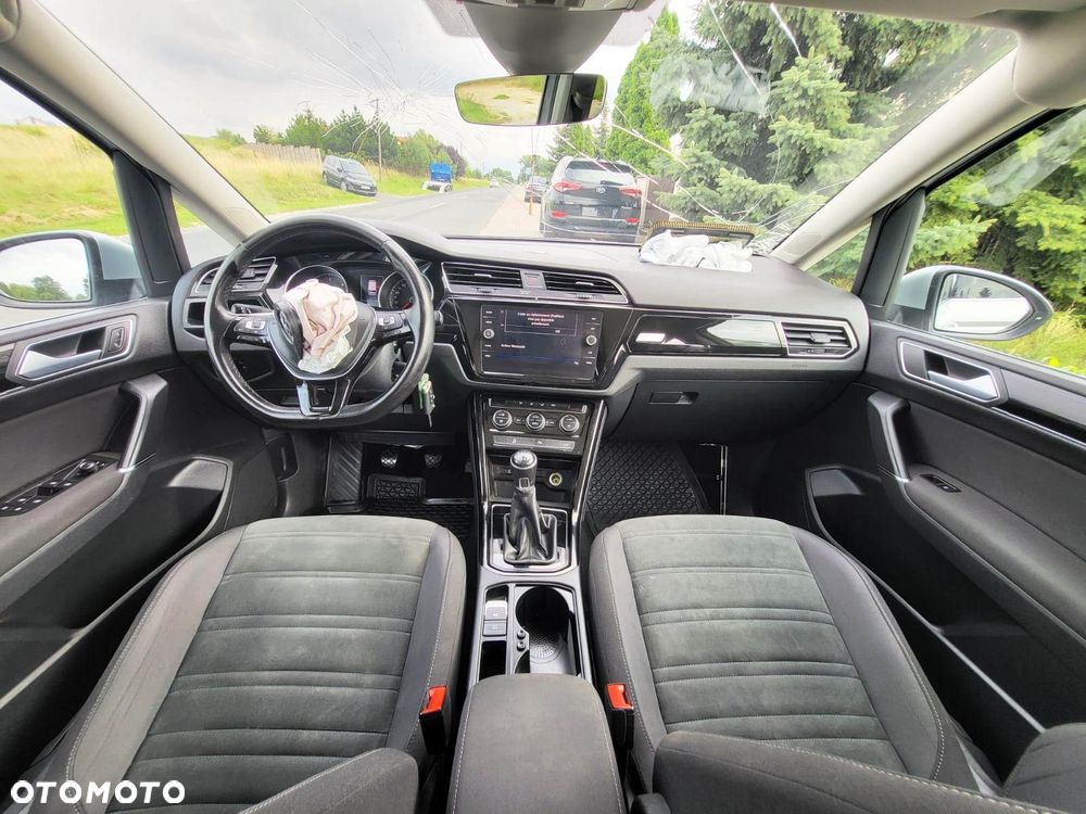 Volkswagen Touran 1.6 TDI SCR (BlueMotion Technology) Comfortline - 9