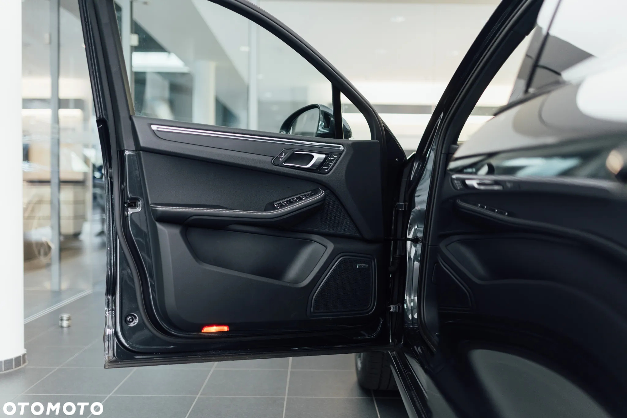 Porsche Macan Standard - 22