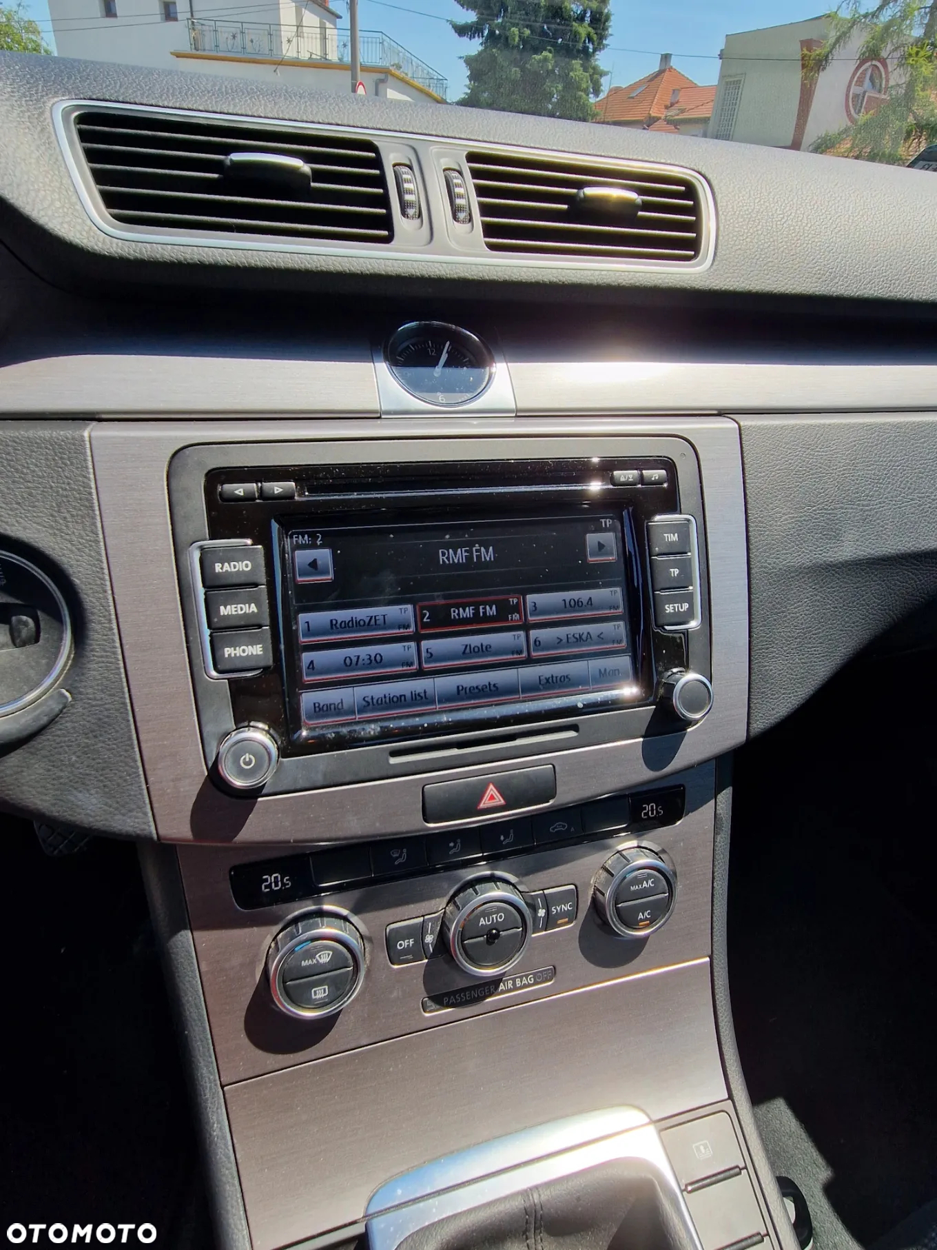 Volkswagen Passat - 9